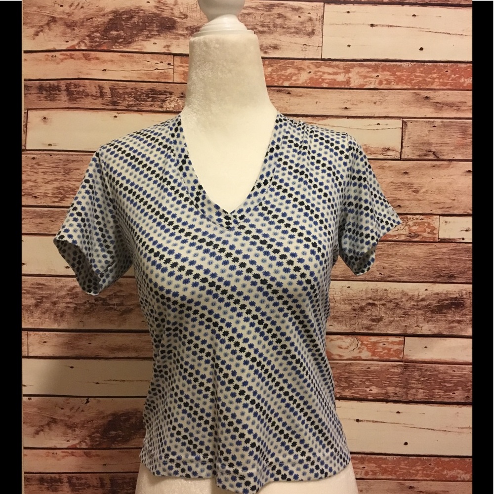 Guess short sleeve blouse
